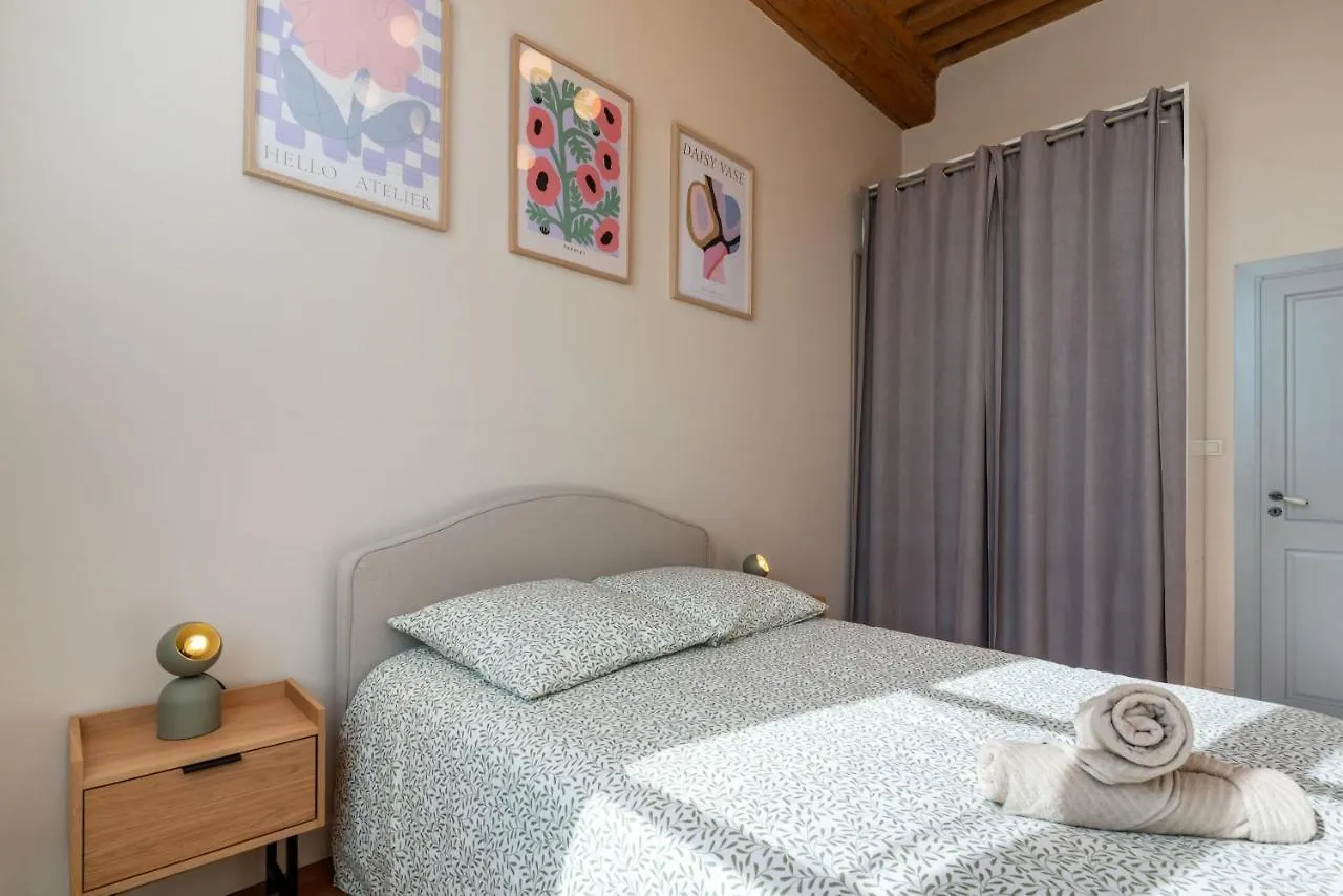 Apartamento Le Cocon Pacome Les Autres Lyon 0*,  Francia