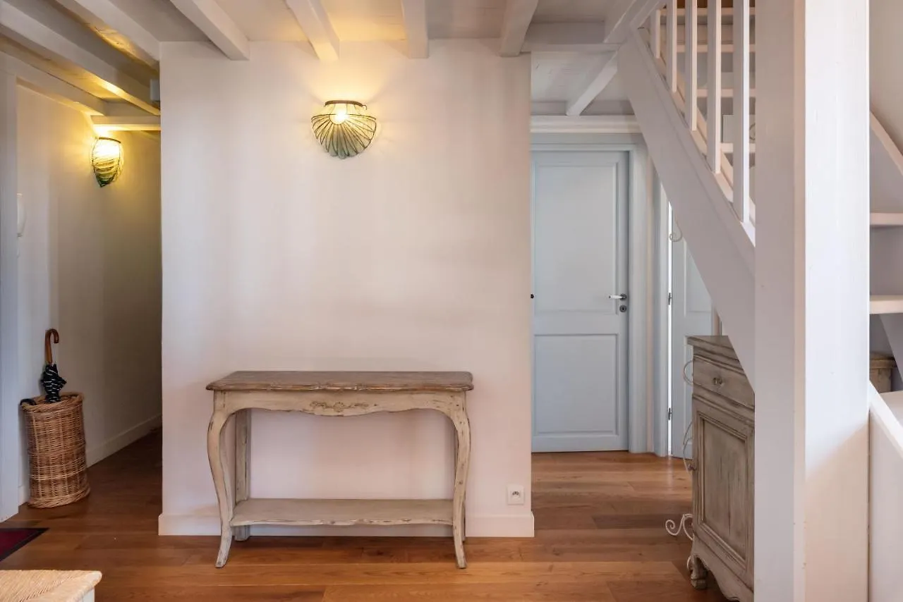 Le Cocon Pacome Les Autres Apartment Lyon 0*,  France