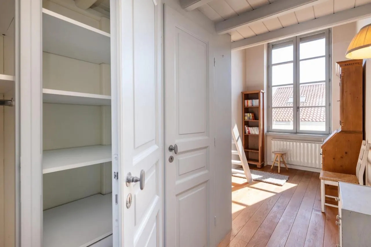 Le Cocon Pacome Les Autres Apartment Lyon France