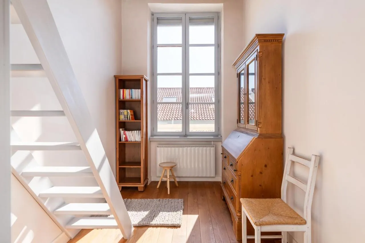 Le Cocon Pacome Les Autres Apartment Lyon 0*,